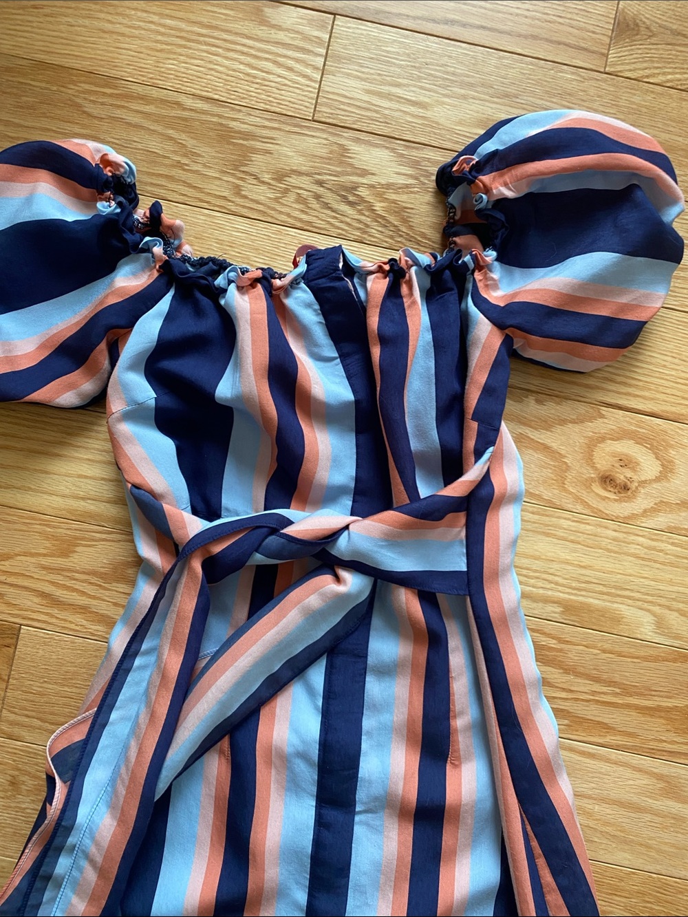 Colorful midi dress. - Picture 2 of 10